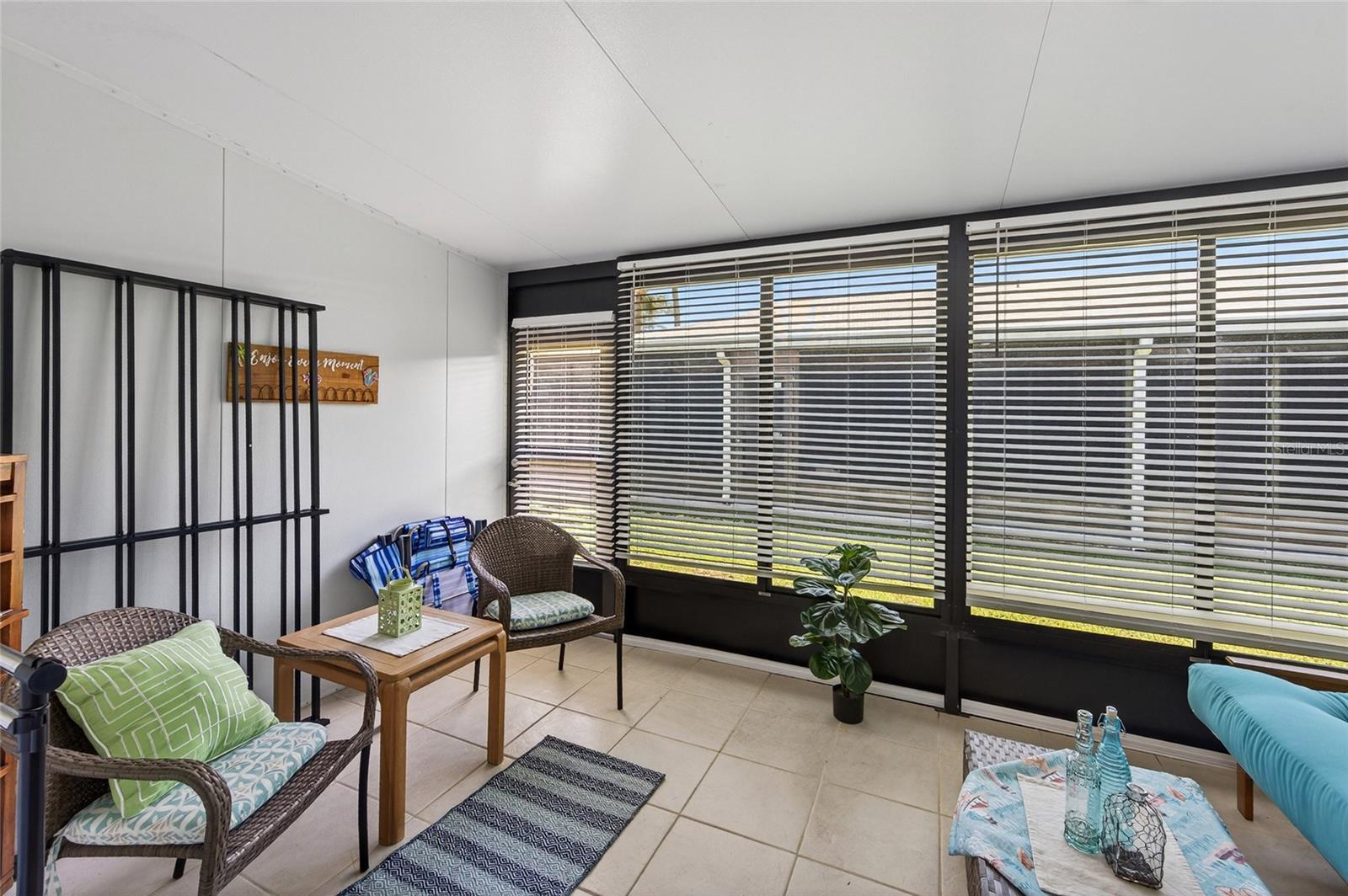 908 VILLAS DR #29 — photo 22