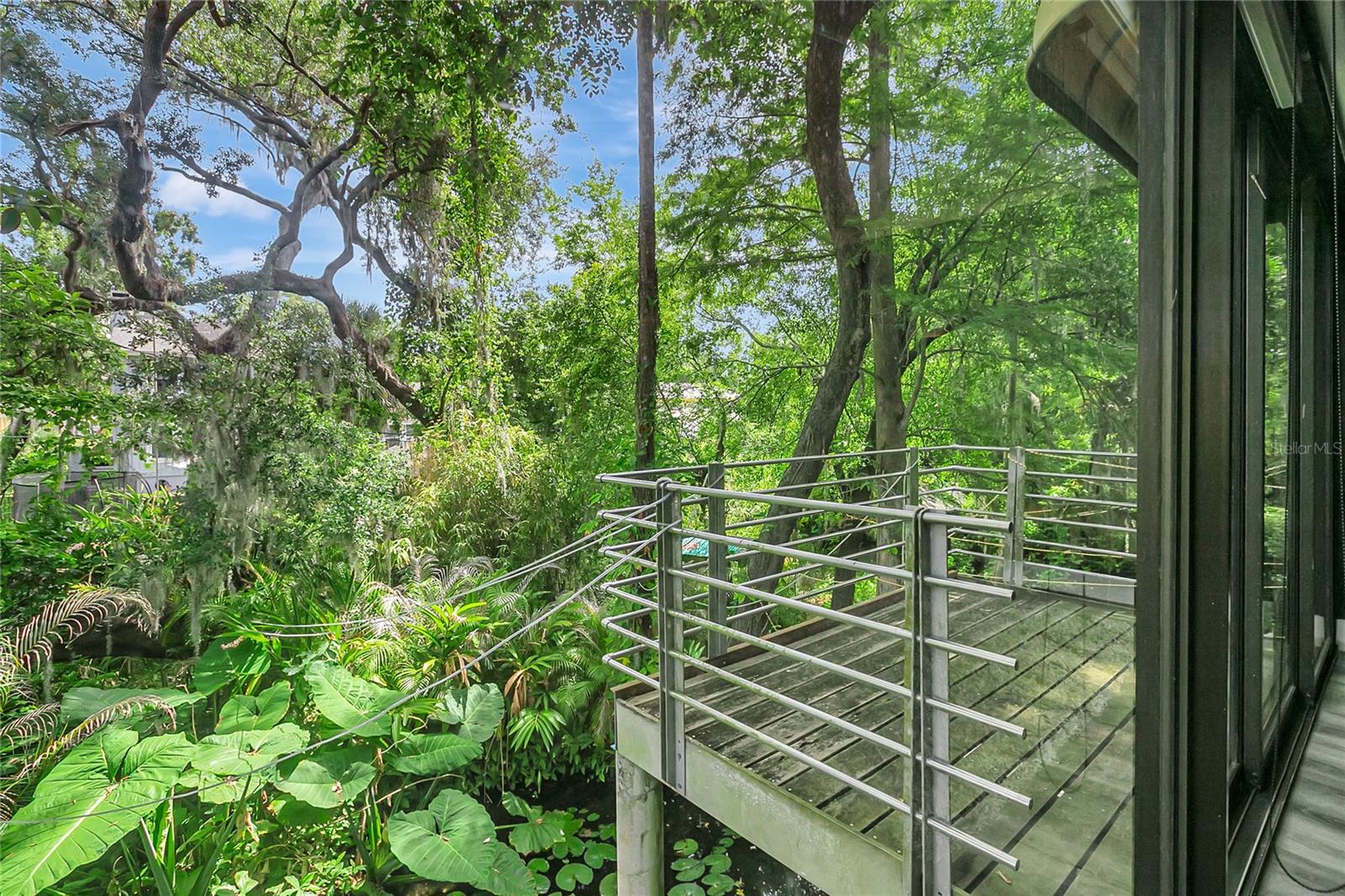 312 S RIVERHILLS DR — photo 94