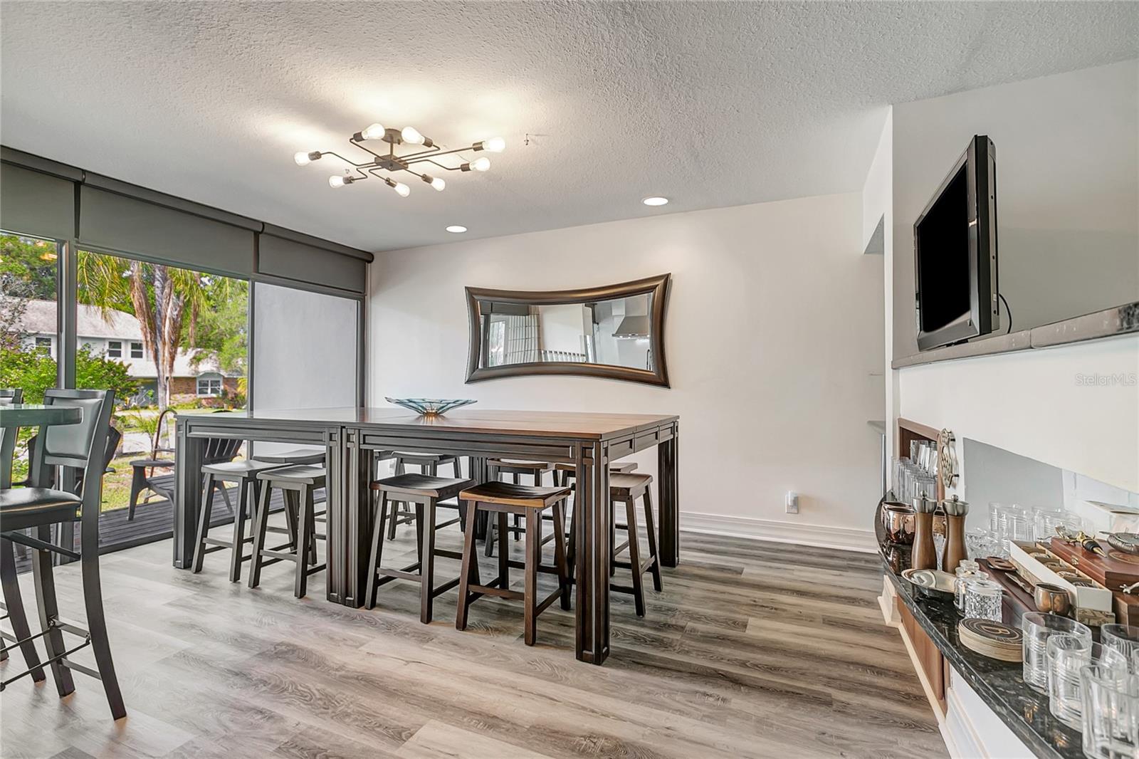 312 S RIVERHILLS DR — photo 20