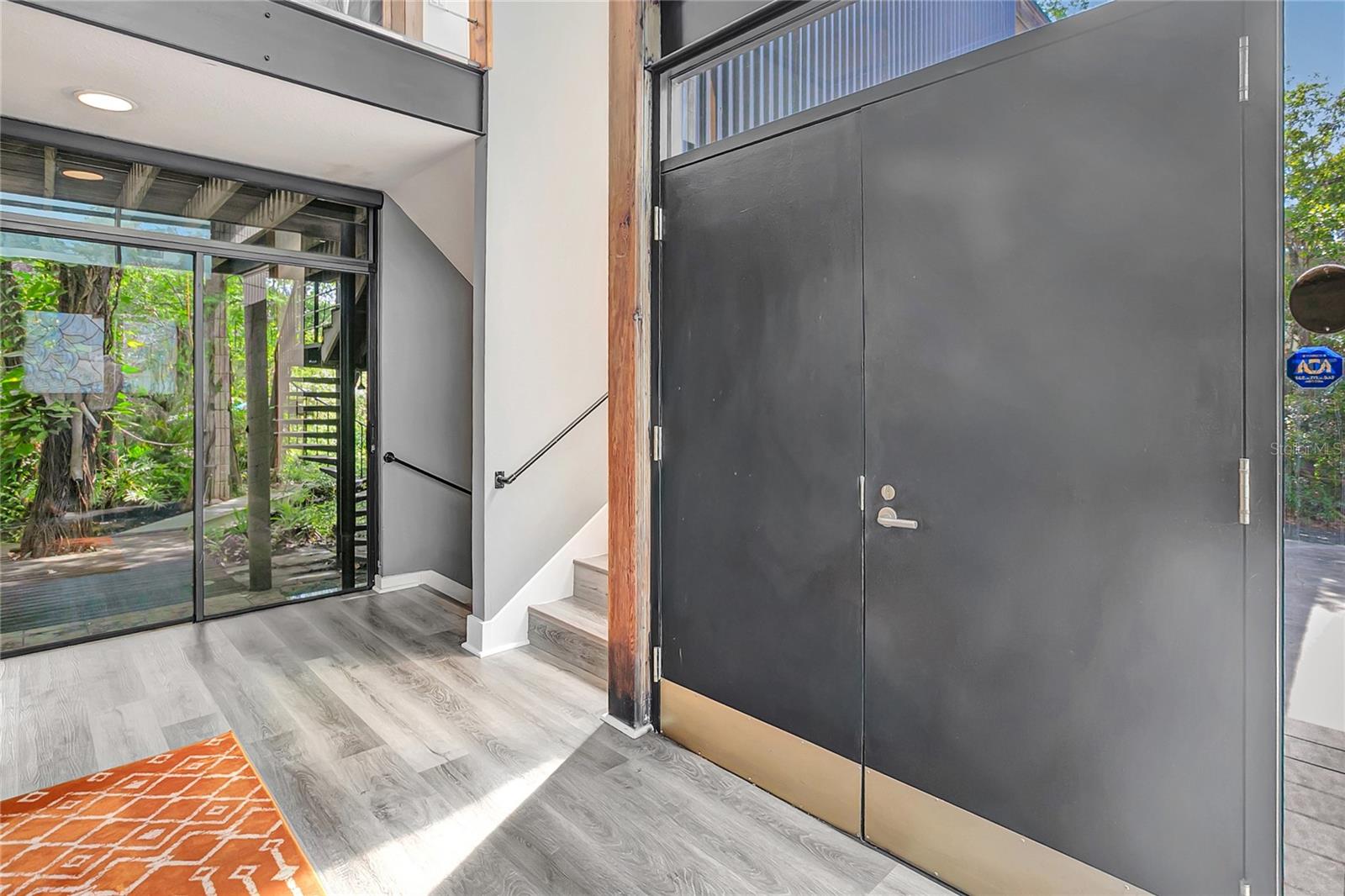 312 S RIVERHILLS DR — photo 21