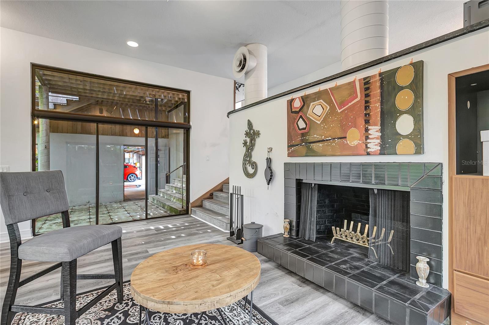 312 S RIVERHILLS DR — photo 29