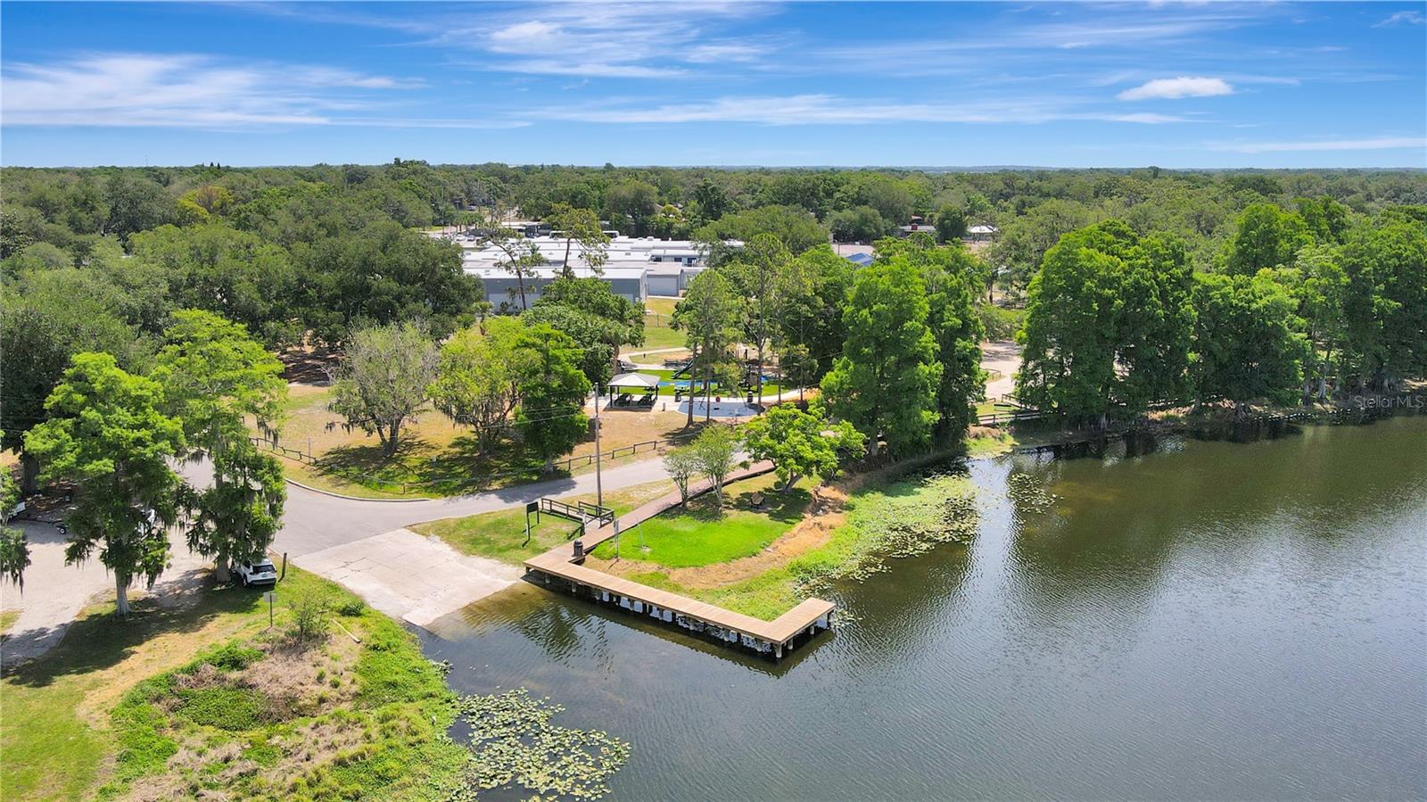 312 S RIVERHILLS DR — photo 8