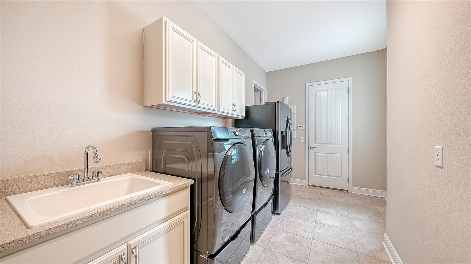 3503 RECURVE CIR — photo 41