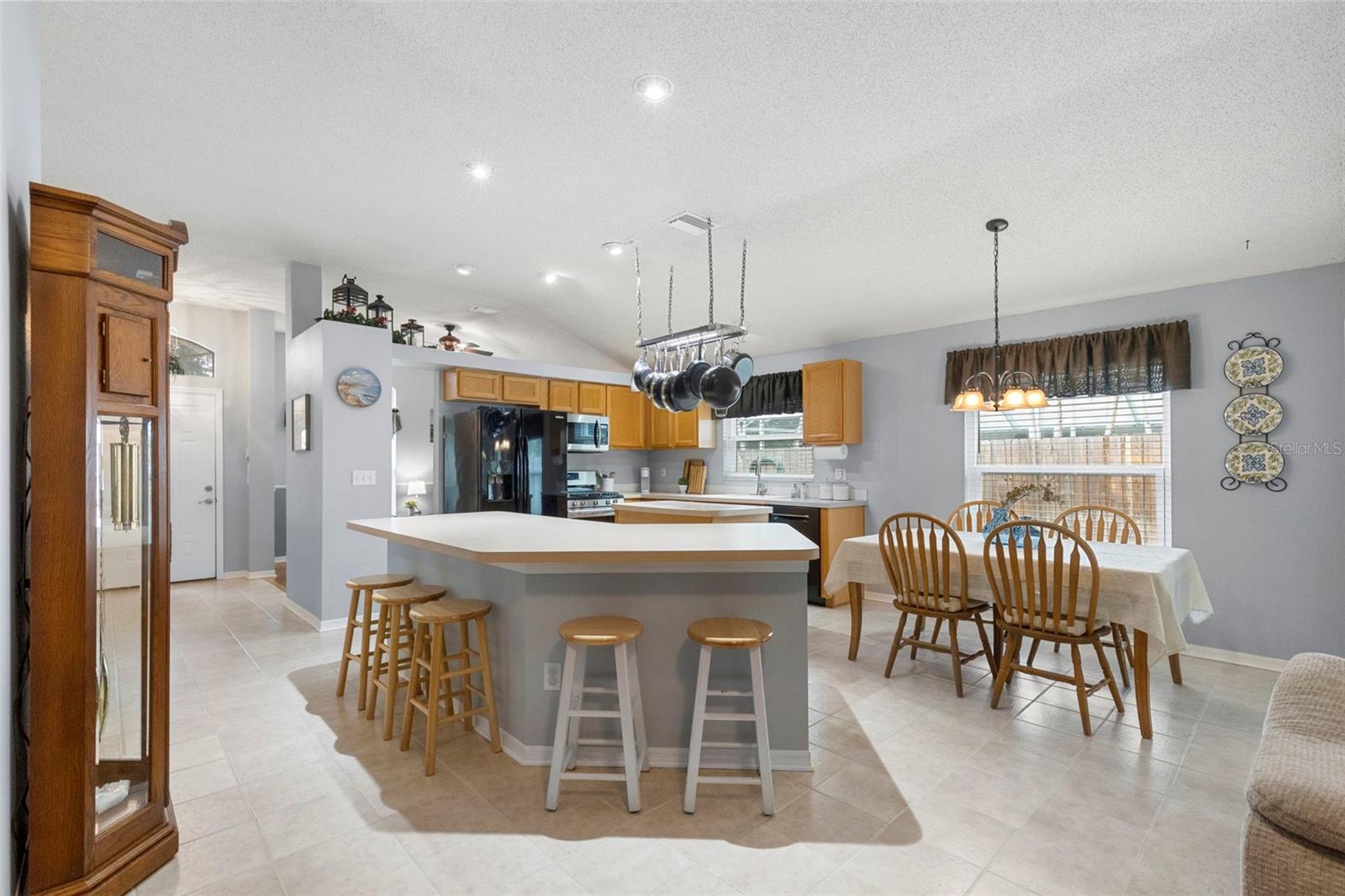 1552 SCOTCH PINE DR — photo 25