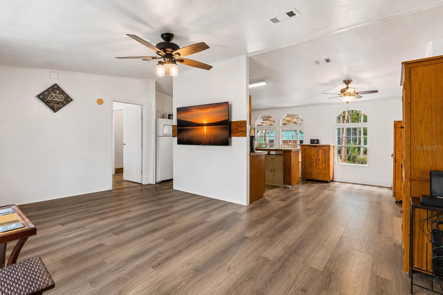 17808 DOGWOOD DR — photo 4