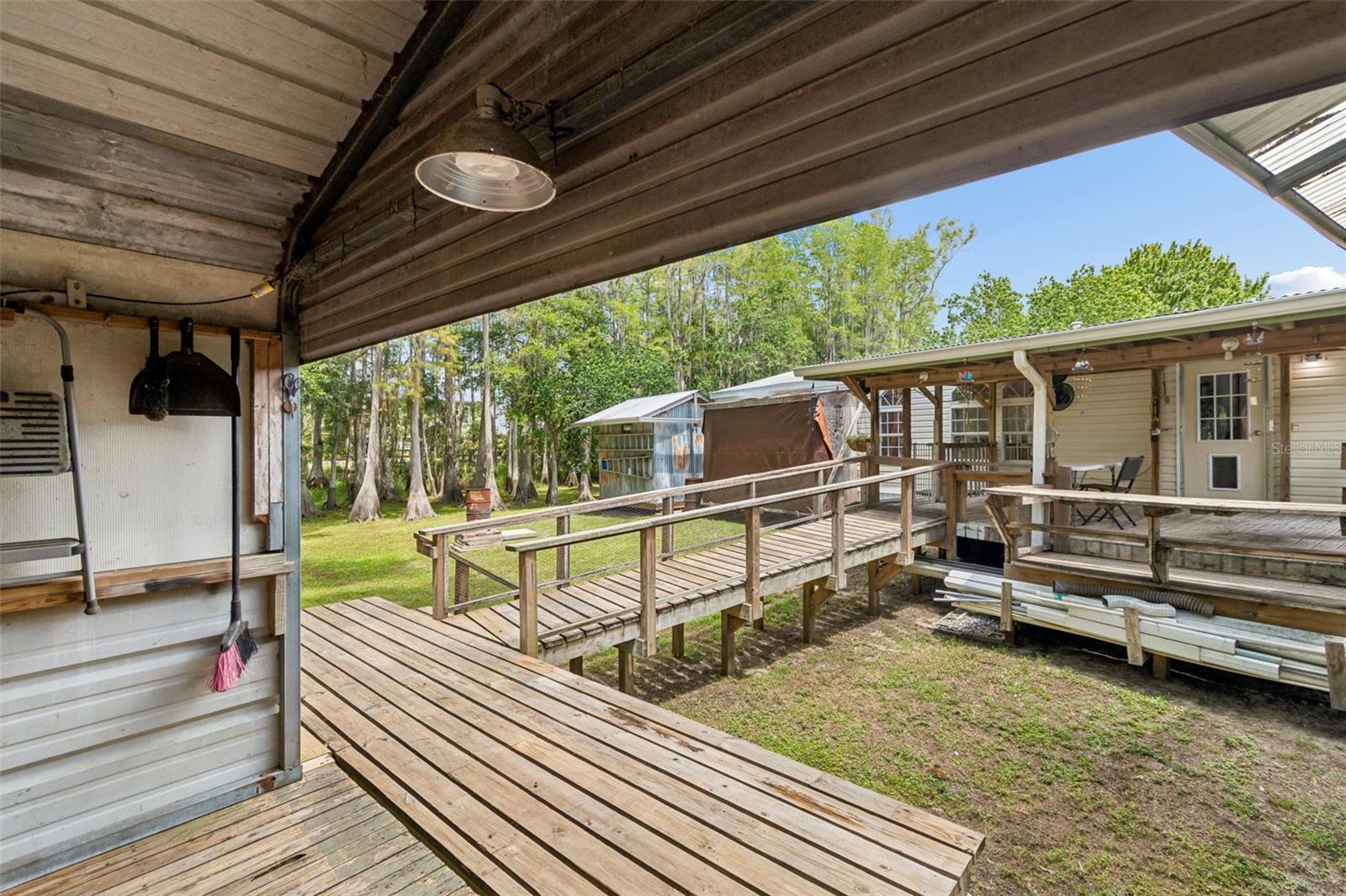 17808 DOGWOOD DR — photo 35