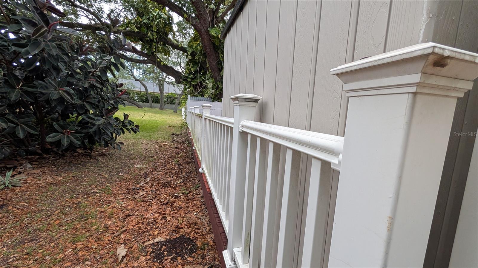 4000 POINCIANA CT — photo 29