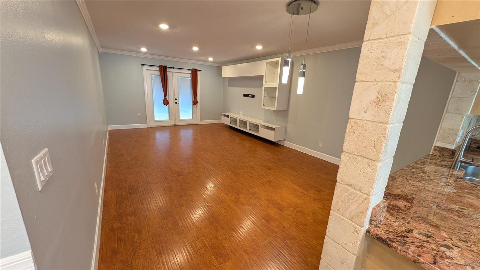 4000 POINCIANA CT — photo 12