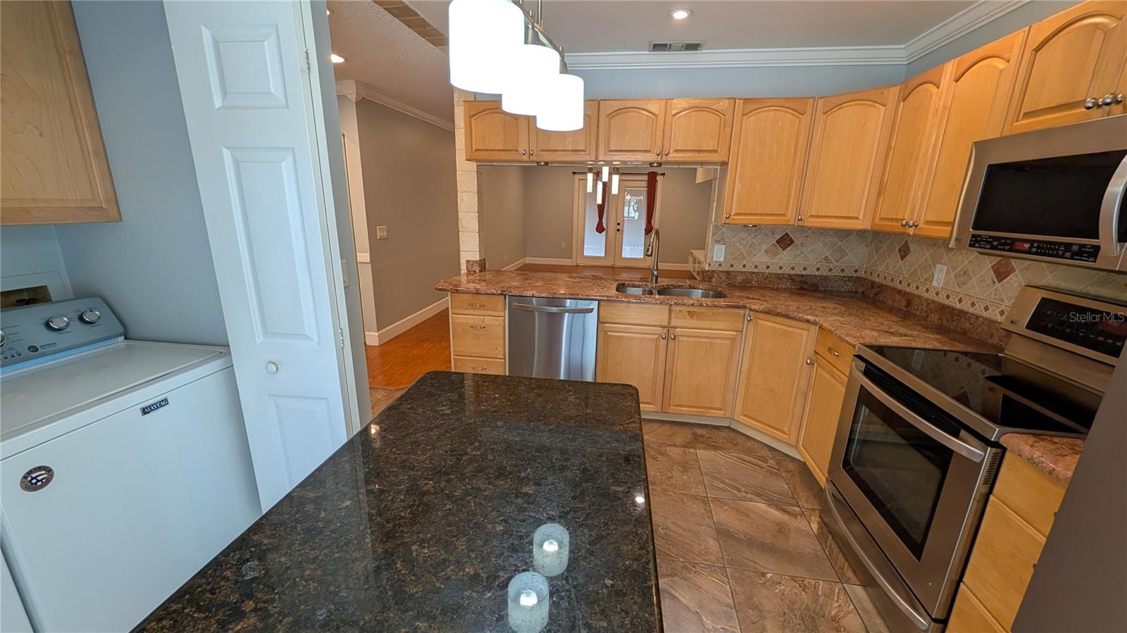 4000 POINCIANA CT — photo 7