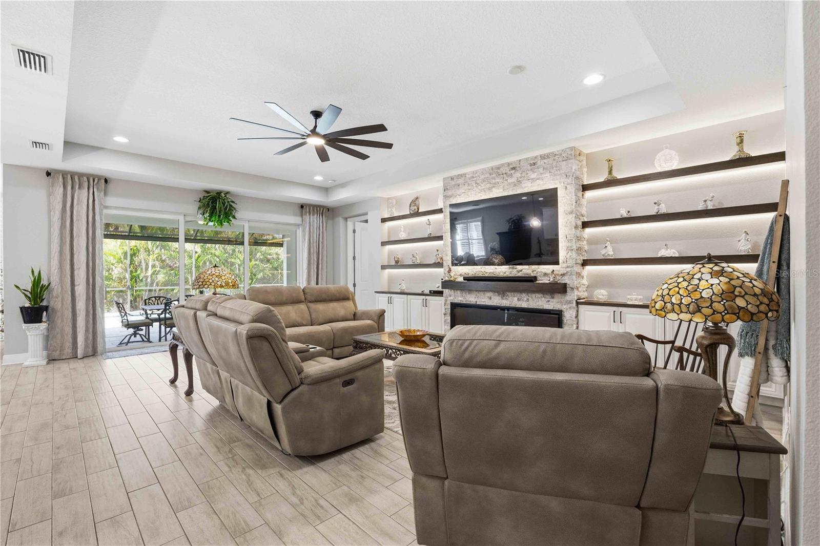 11329 MONTSERRAT DR — photo 9