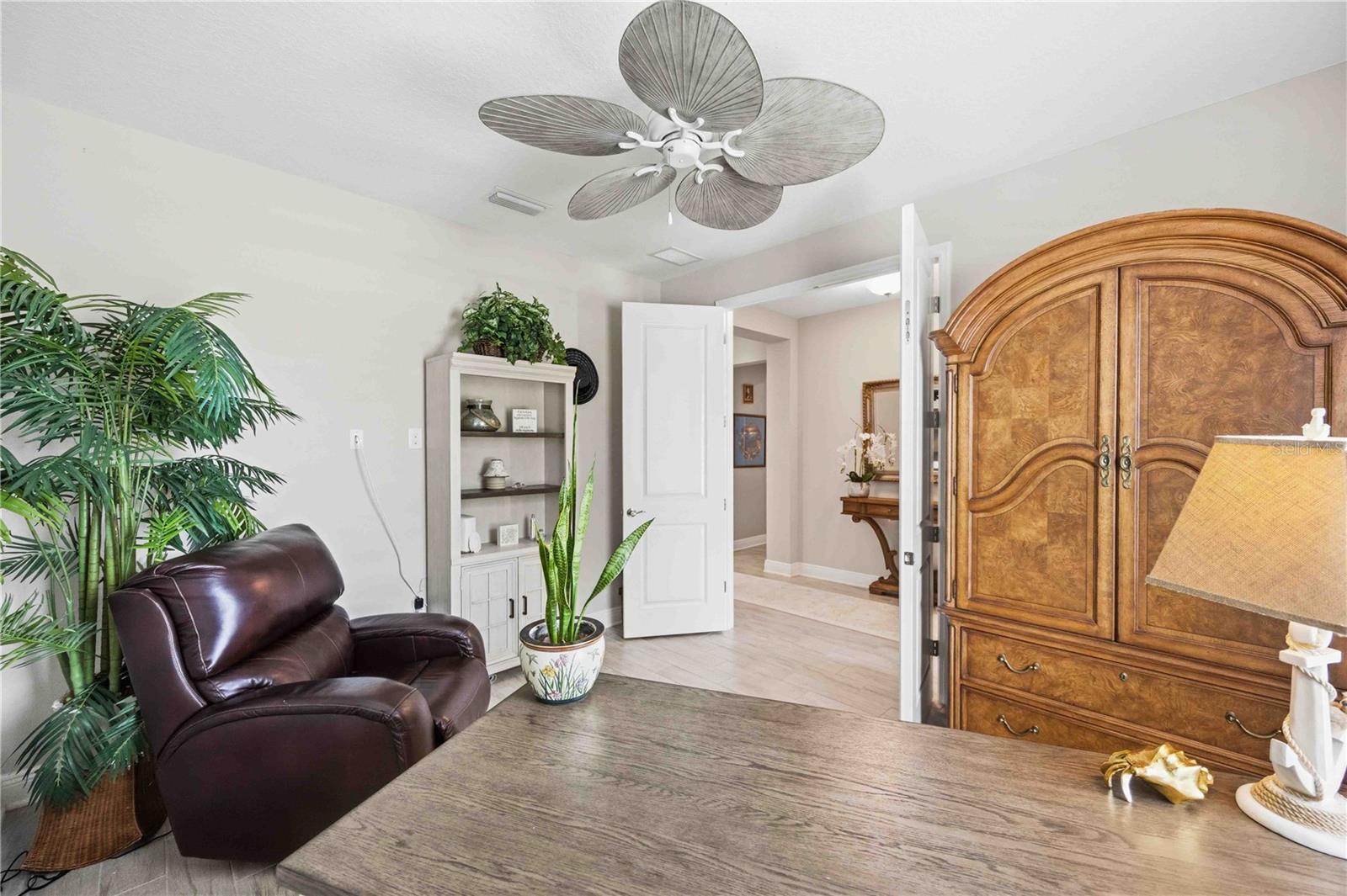 11329 MONTSERRAT DR — photo 38