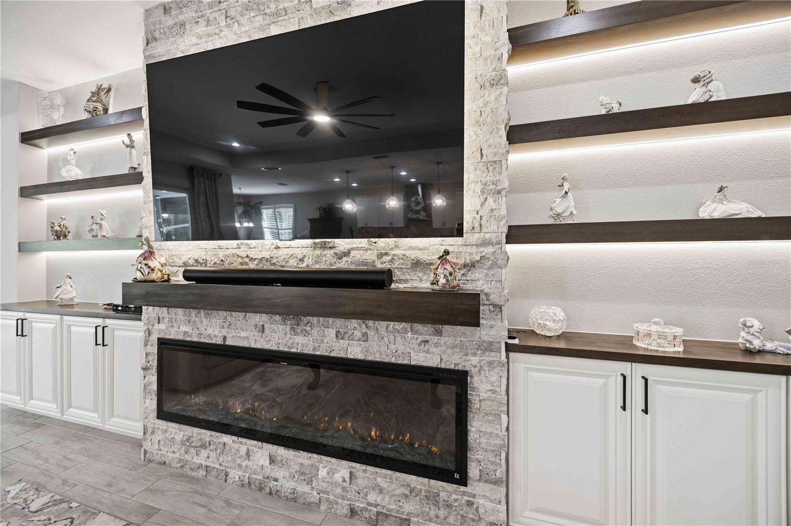 11329 MONTSERRAT DR — photo 15