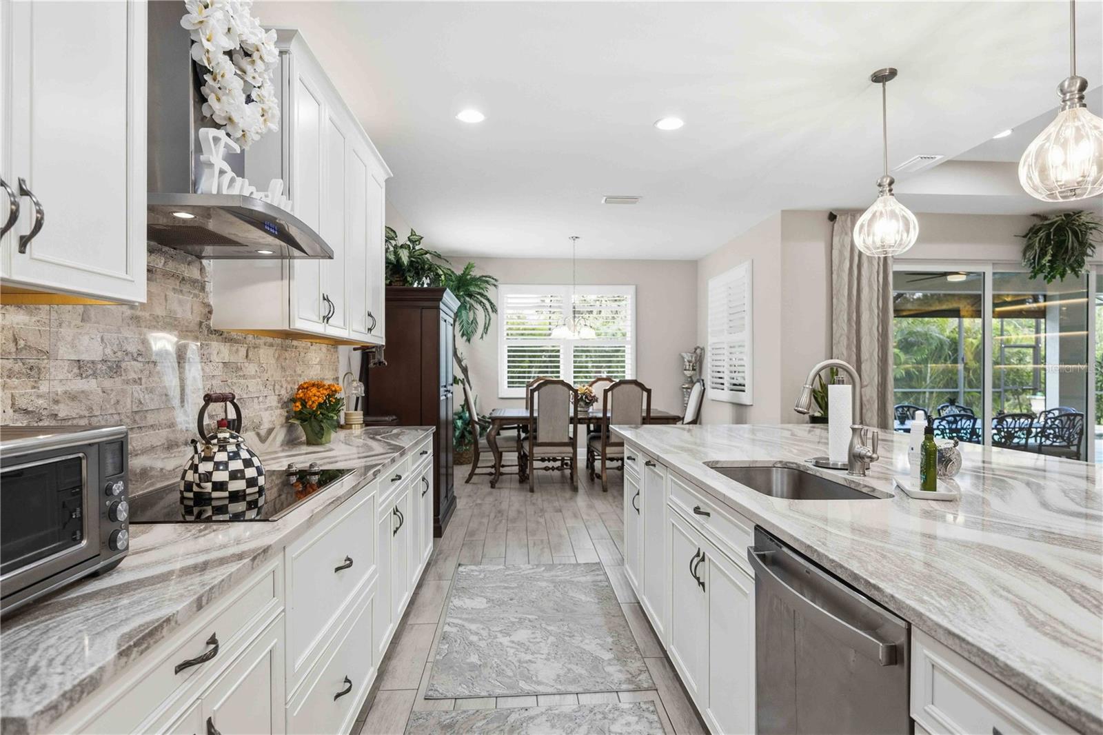 11329 MONTSERRAT DR — photo 19