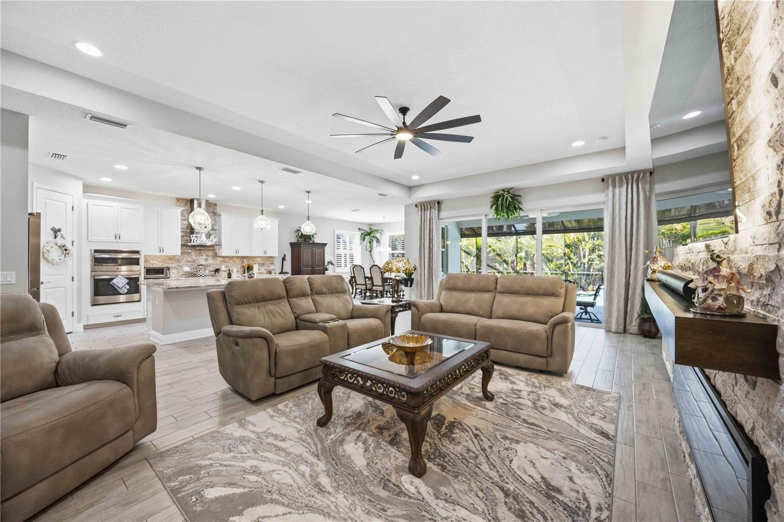 11329 MONTSERRAT DR — photo 16