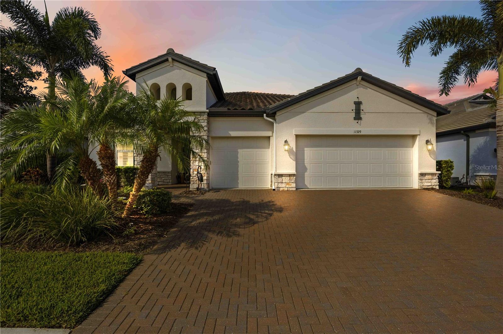 11329 MONTSERRAT DR — photo 4
