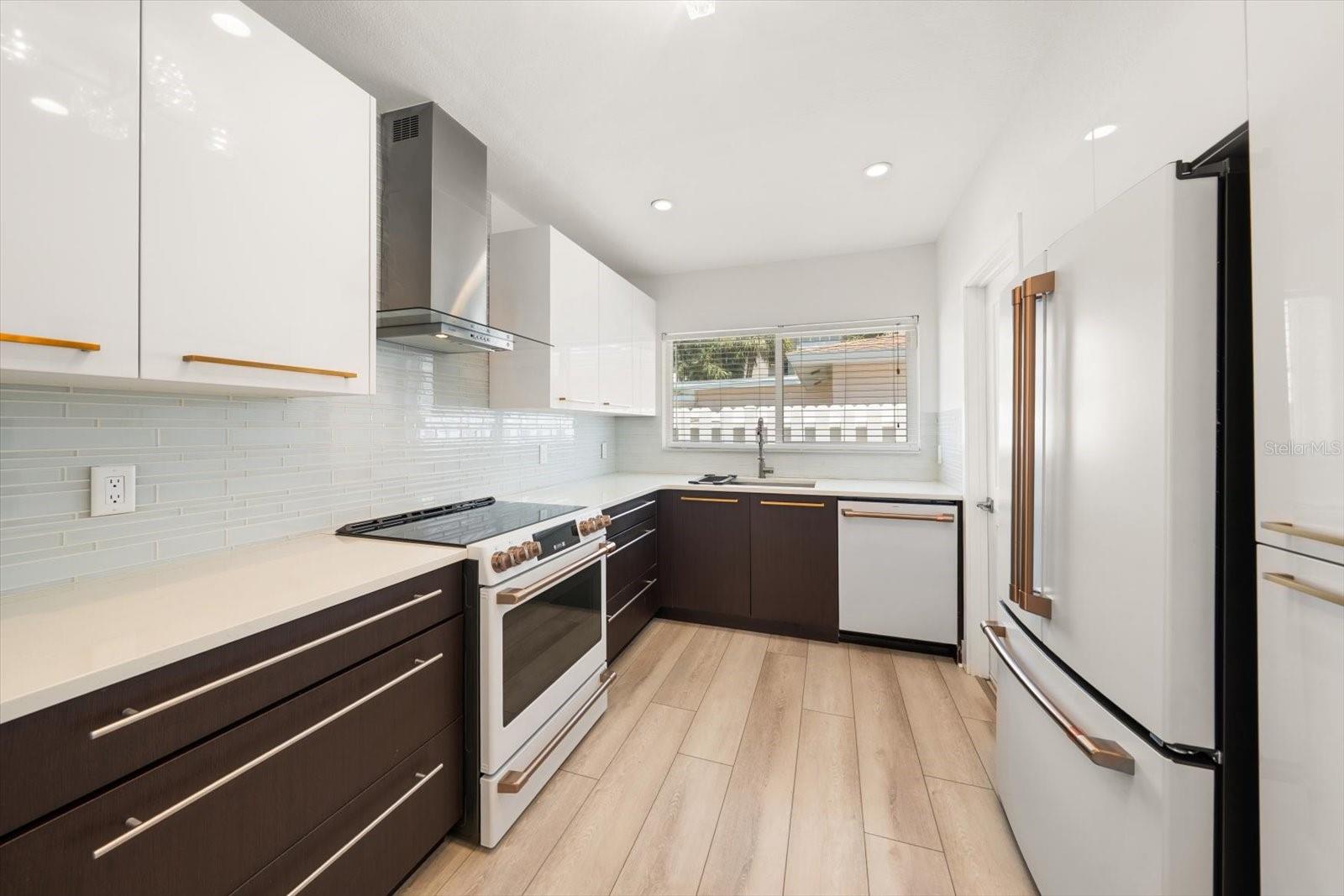 1854 VENETIAN POINT DR — photo 10