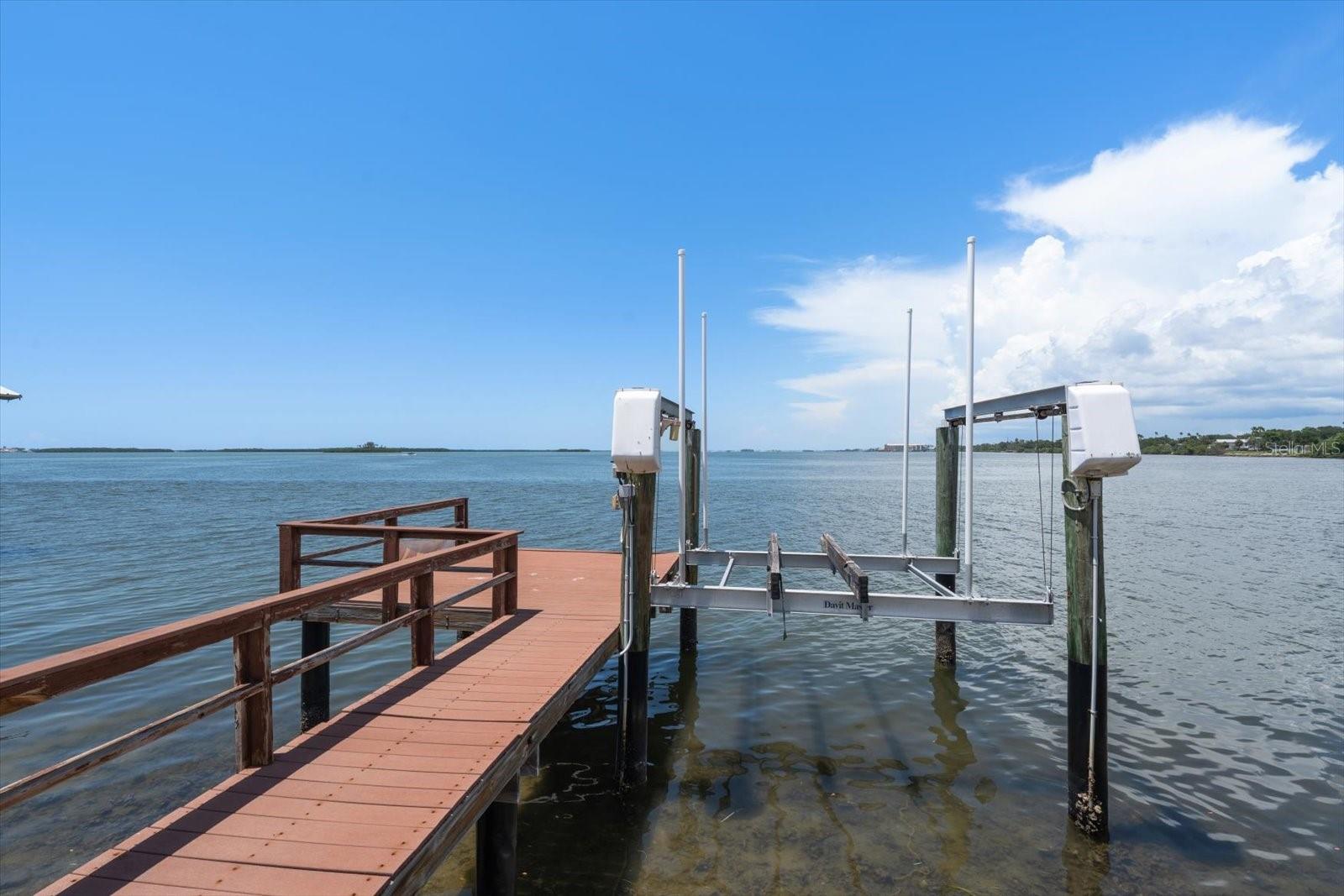 1854 VENETIAN POINT DR — photo 24