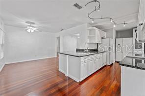 315 WOOTEN RD — photo 9