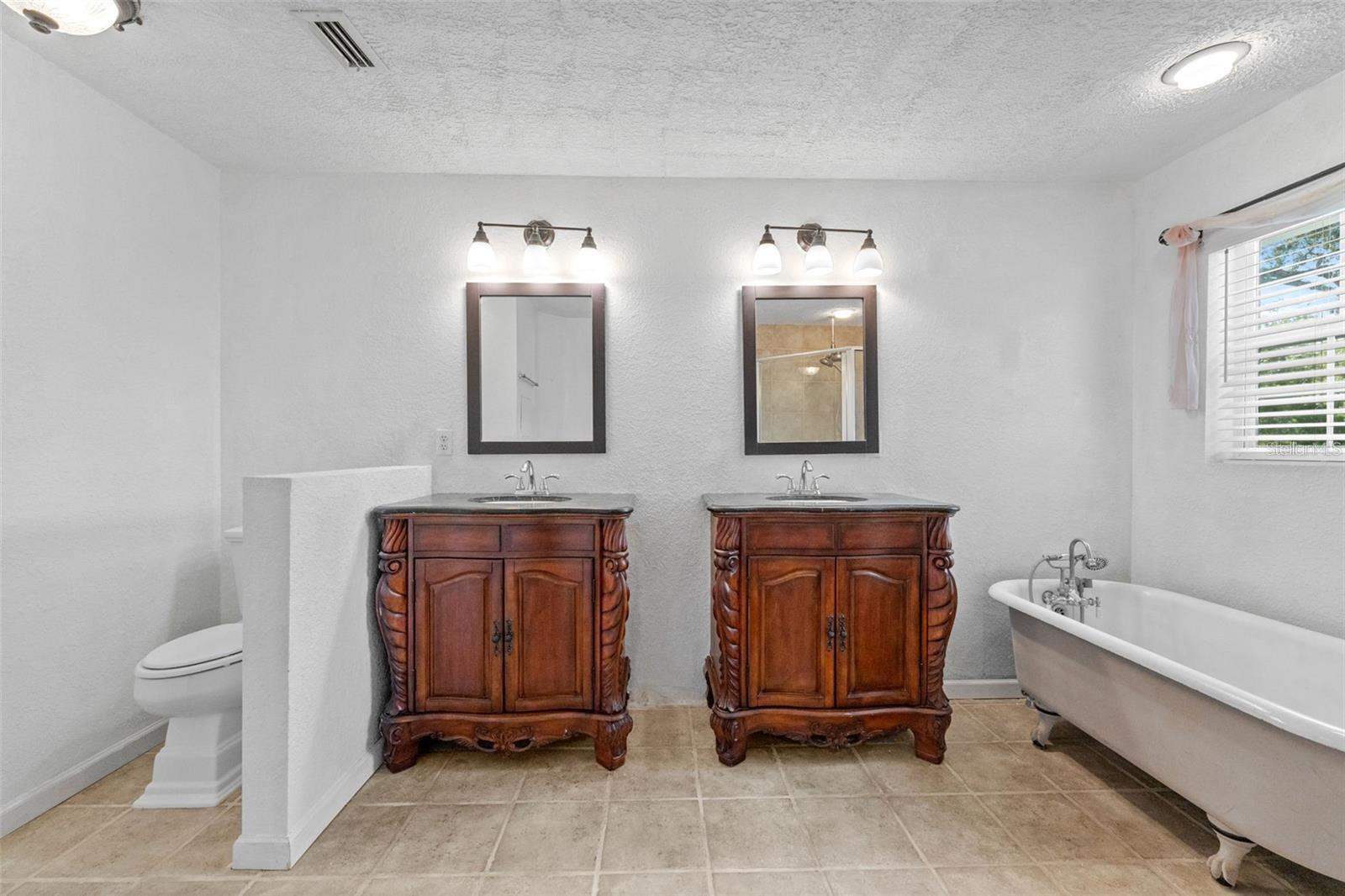 315 WOOTEN RD — photo 20