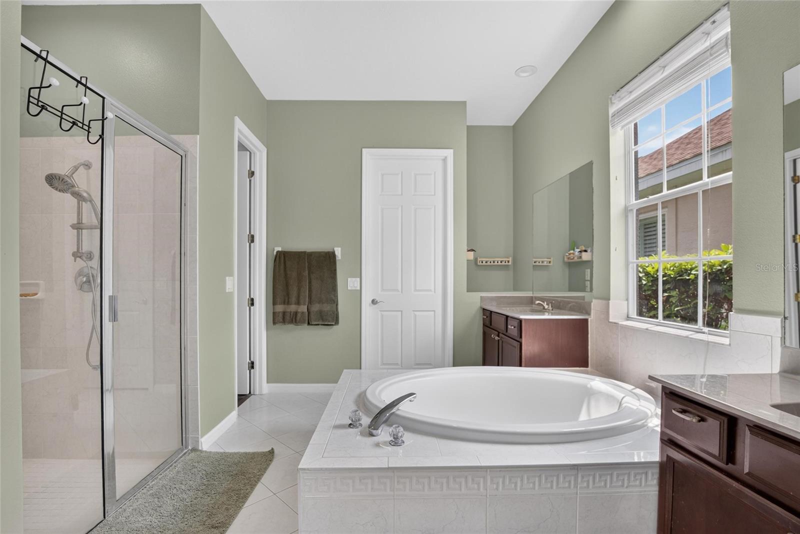 10103 DEERCLIFF DR — photo 33