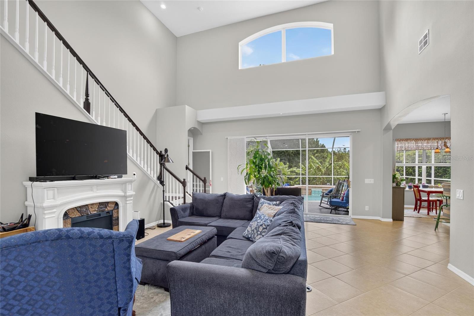 10103 DEERCLIFF DR — photo 16