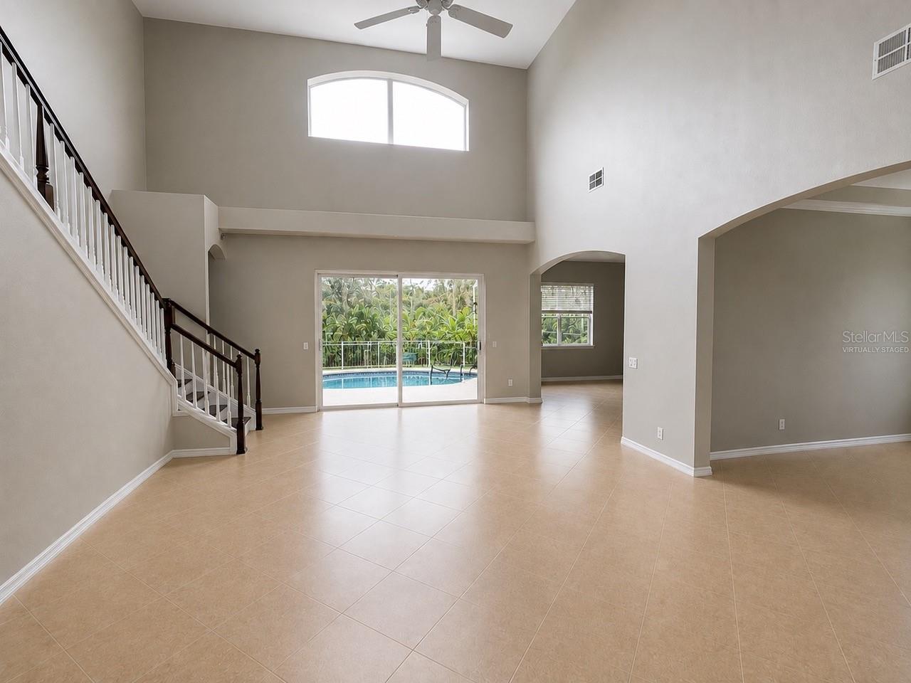 10103 DEERCLIFF DR — photo 12