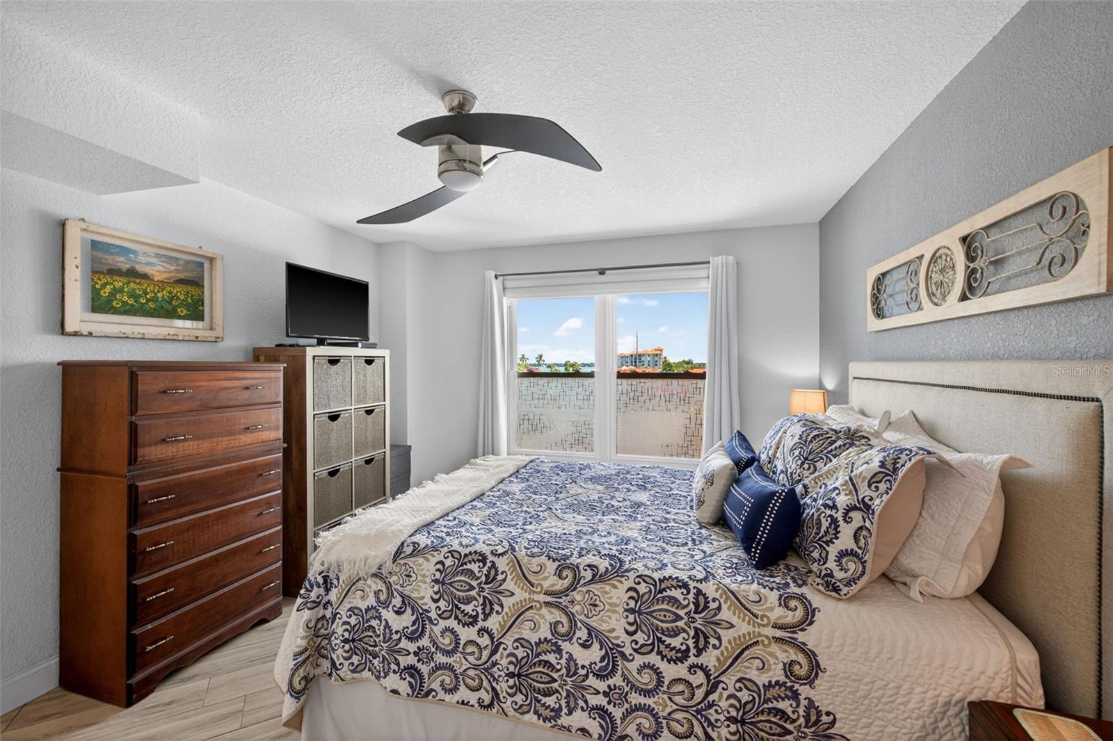 4900 BRITTANY DR S #409 — photo 14