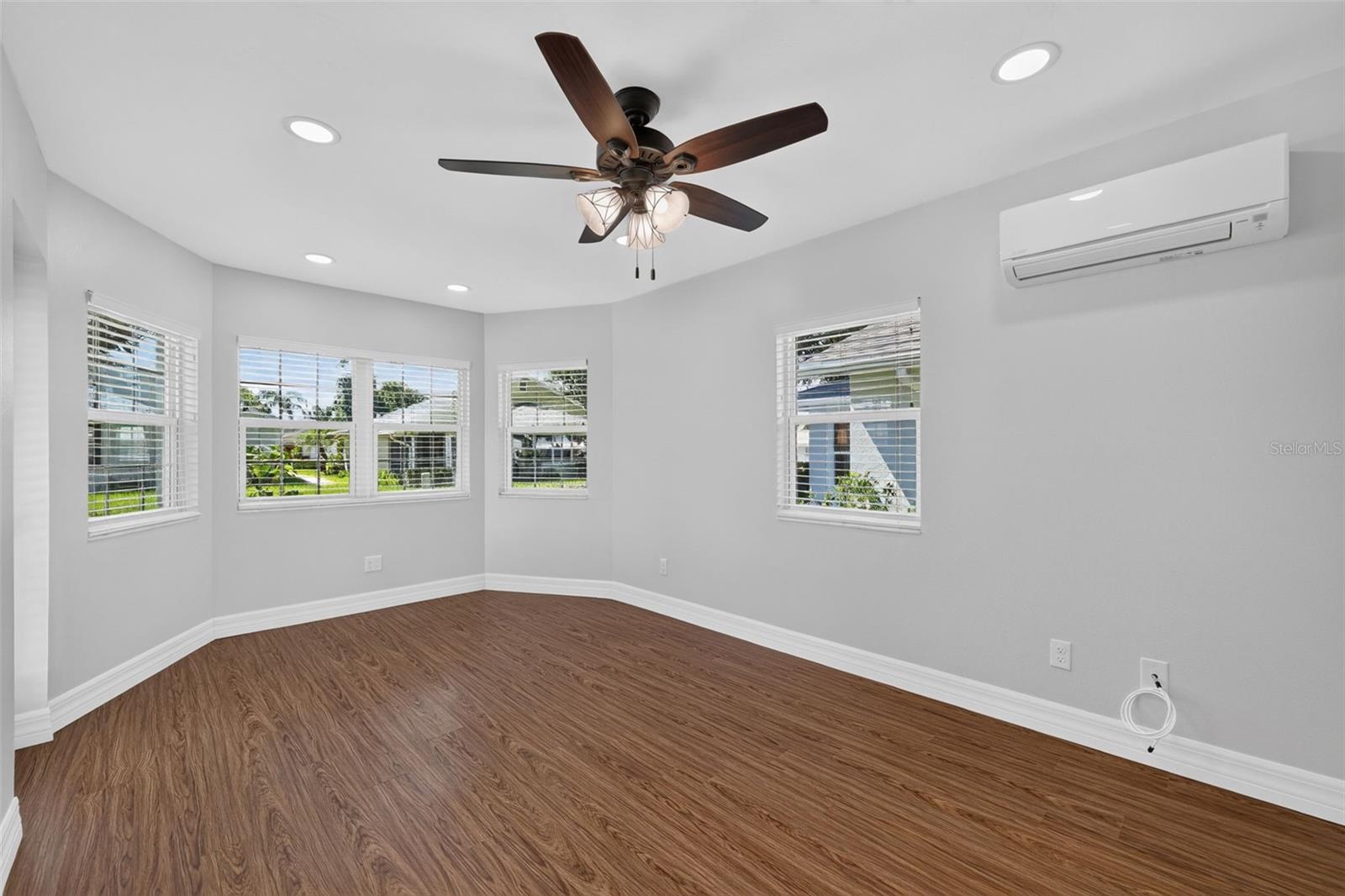 4431 FERN DR — photo 28