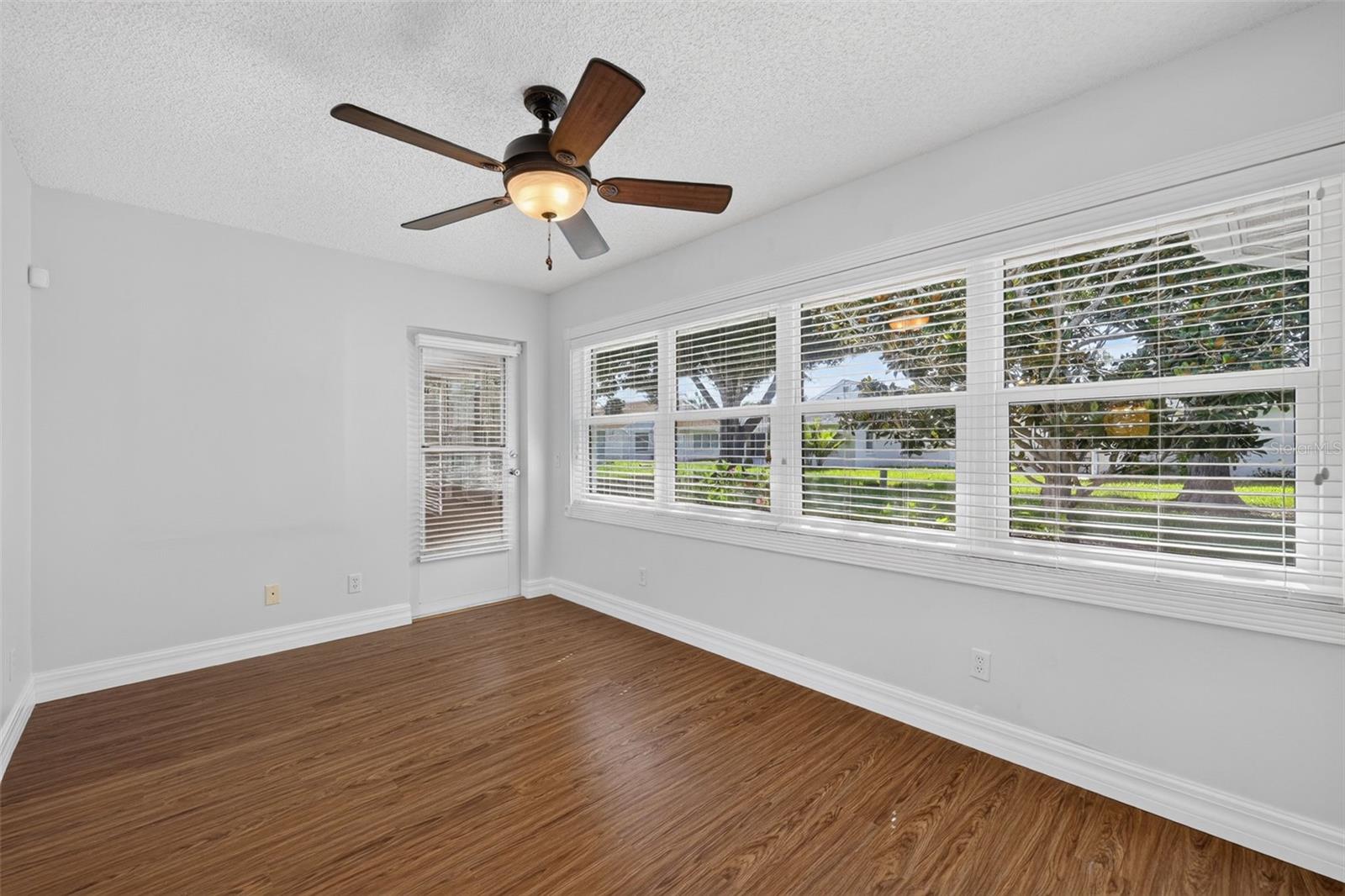 4431 FERN DR — photo 37