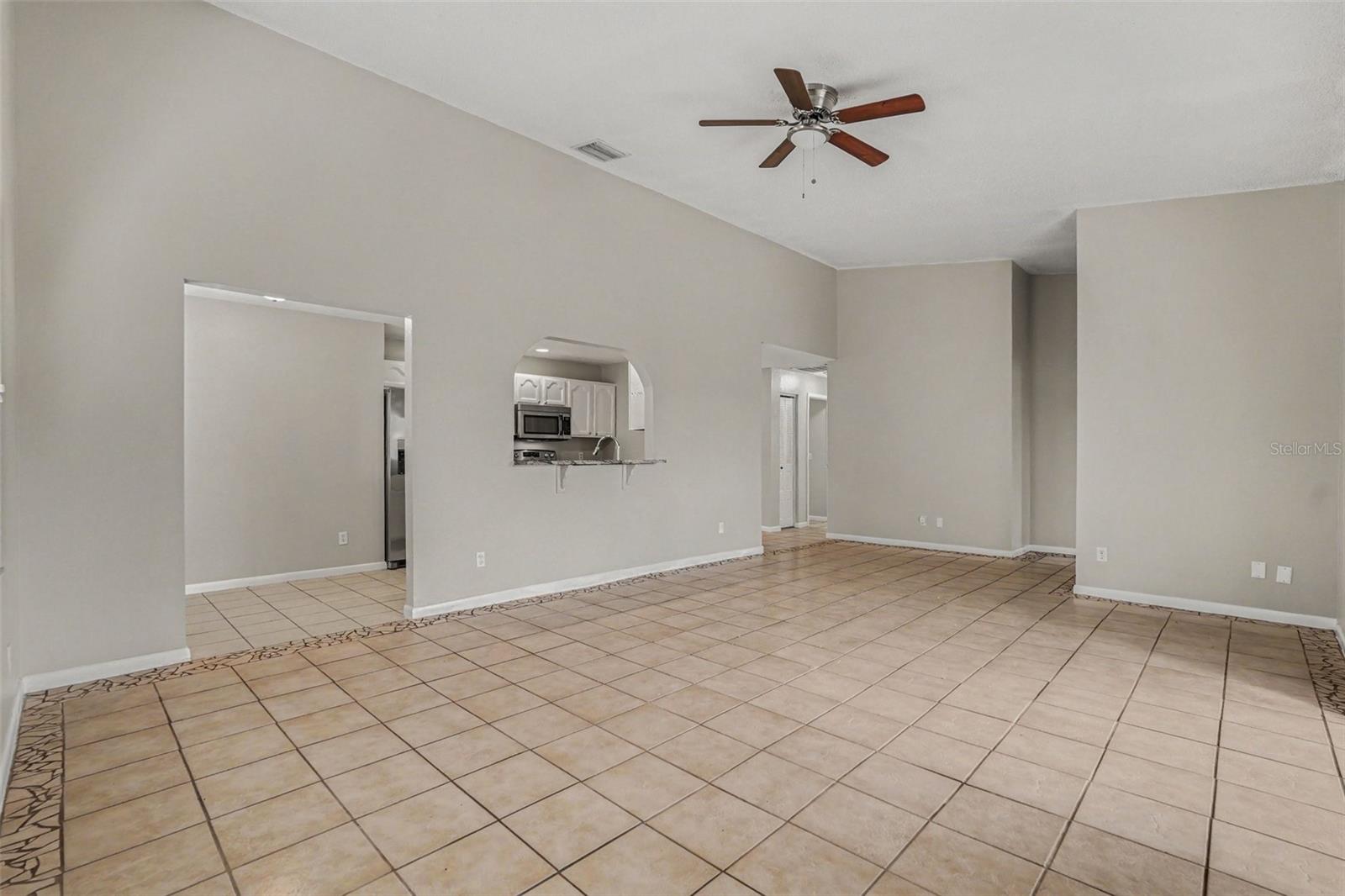 8434 SUN DR — photo 7