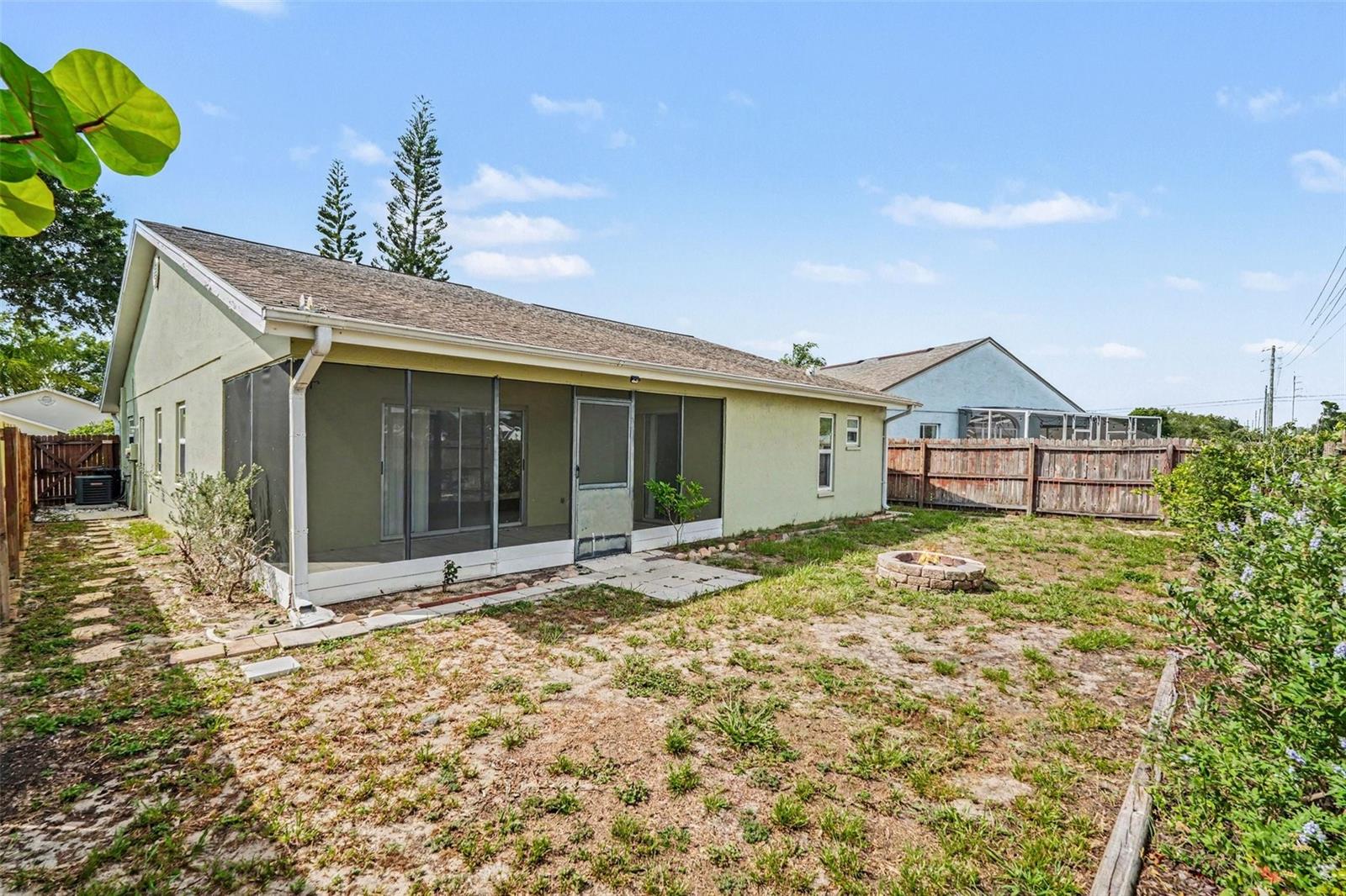 8434 SUN DR — photo 21