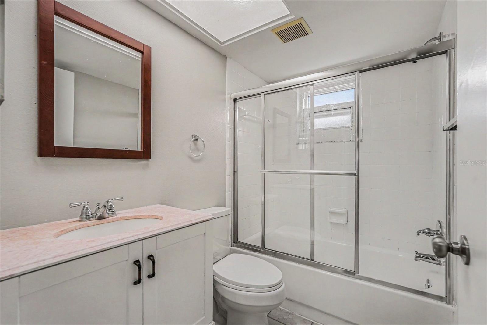 8434 SUN DR — photo 18