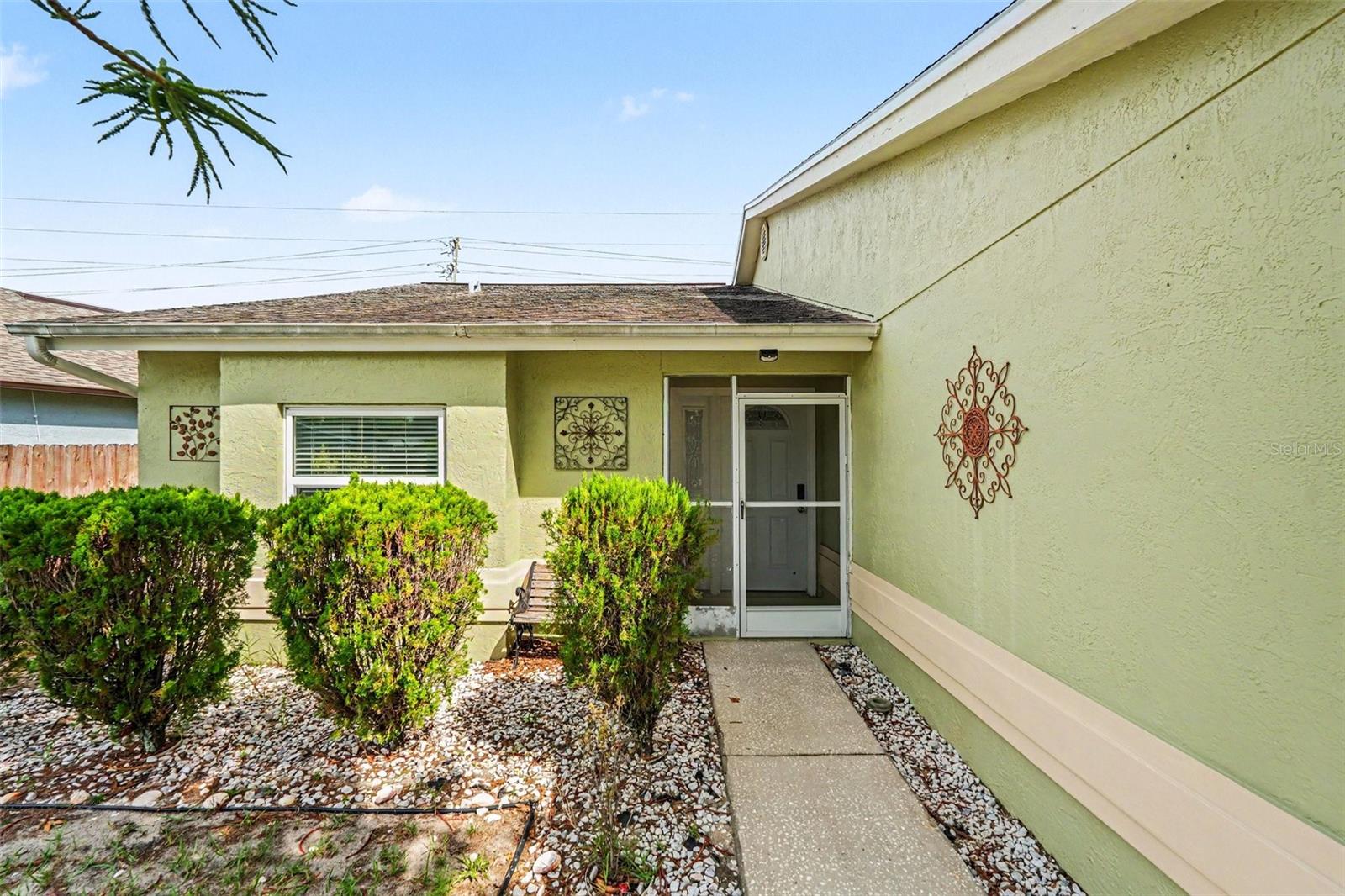 8434 SUN DR — photo 2