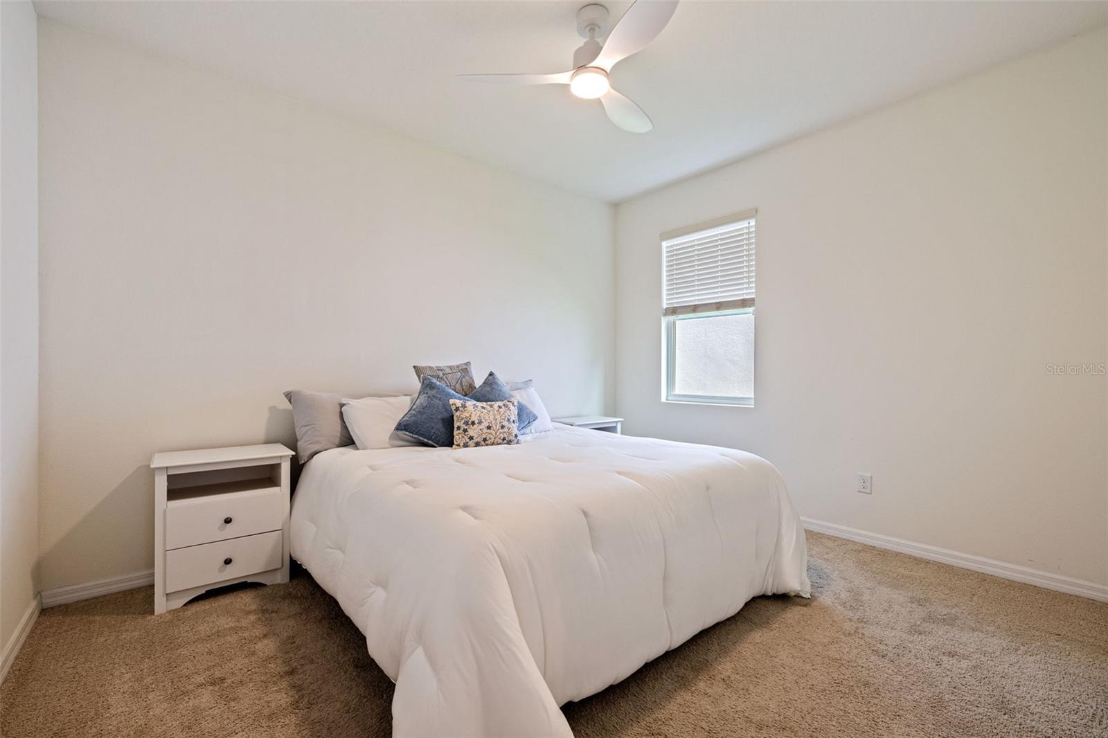 7533 LANTERN PARK AVE — photo 24