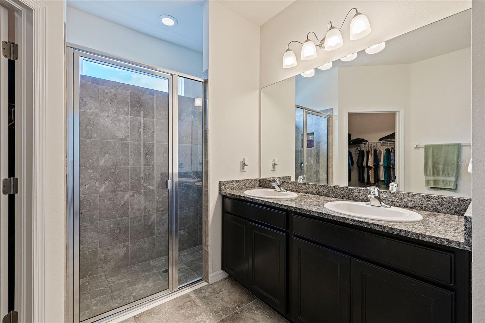 7533 LANTERN PARK AVE — photo 17