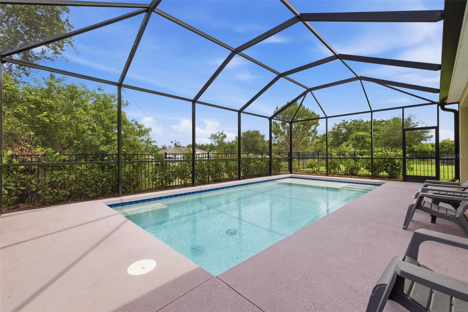 7533 LANTERN PARK AVE — photo 28