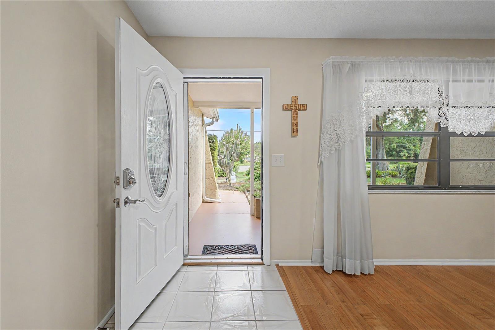 8270 SYCAMORE DR — photo 9