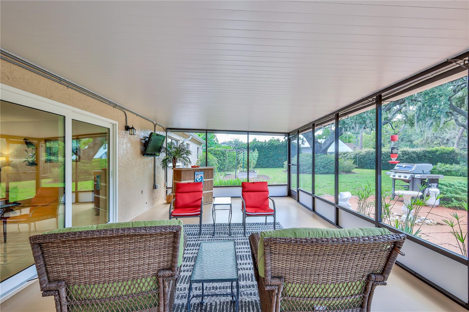8270 SYCAMORE DR — photo 40