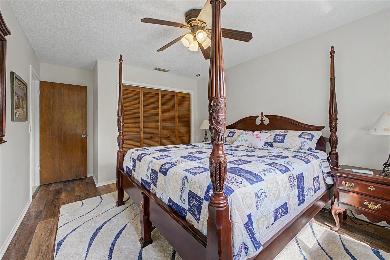 8270 SYCAMORE DR — photo 32