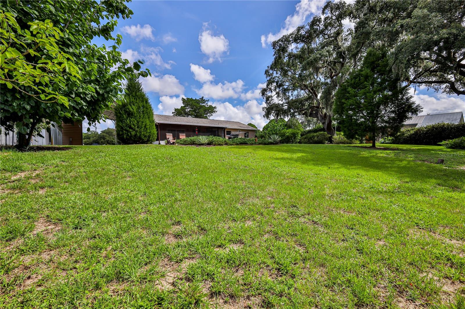 8270 SYCAMORE DR — photo 50