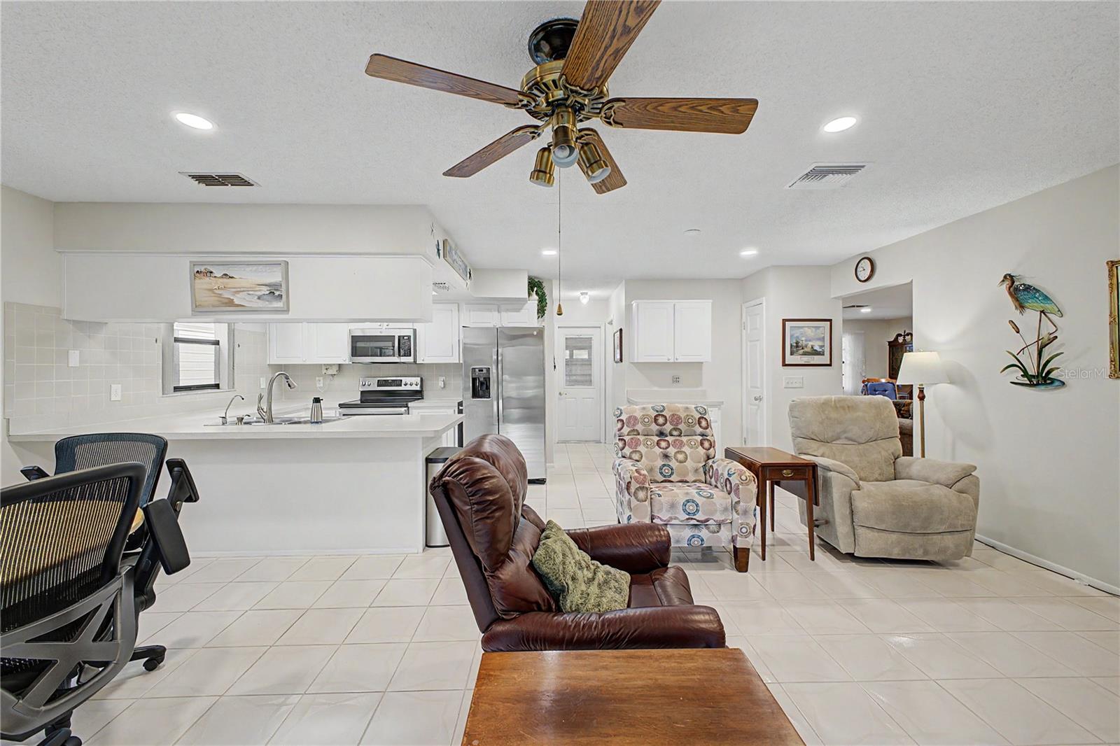 8270 SYCAMORE DR — photo 21