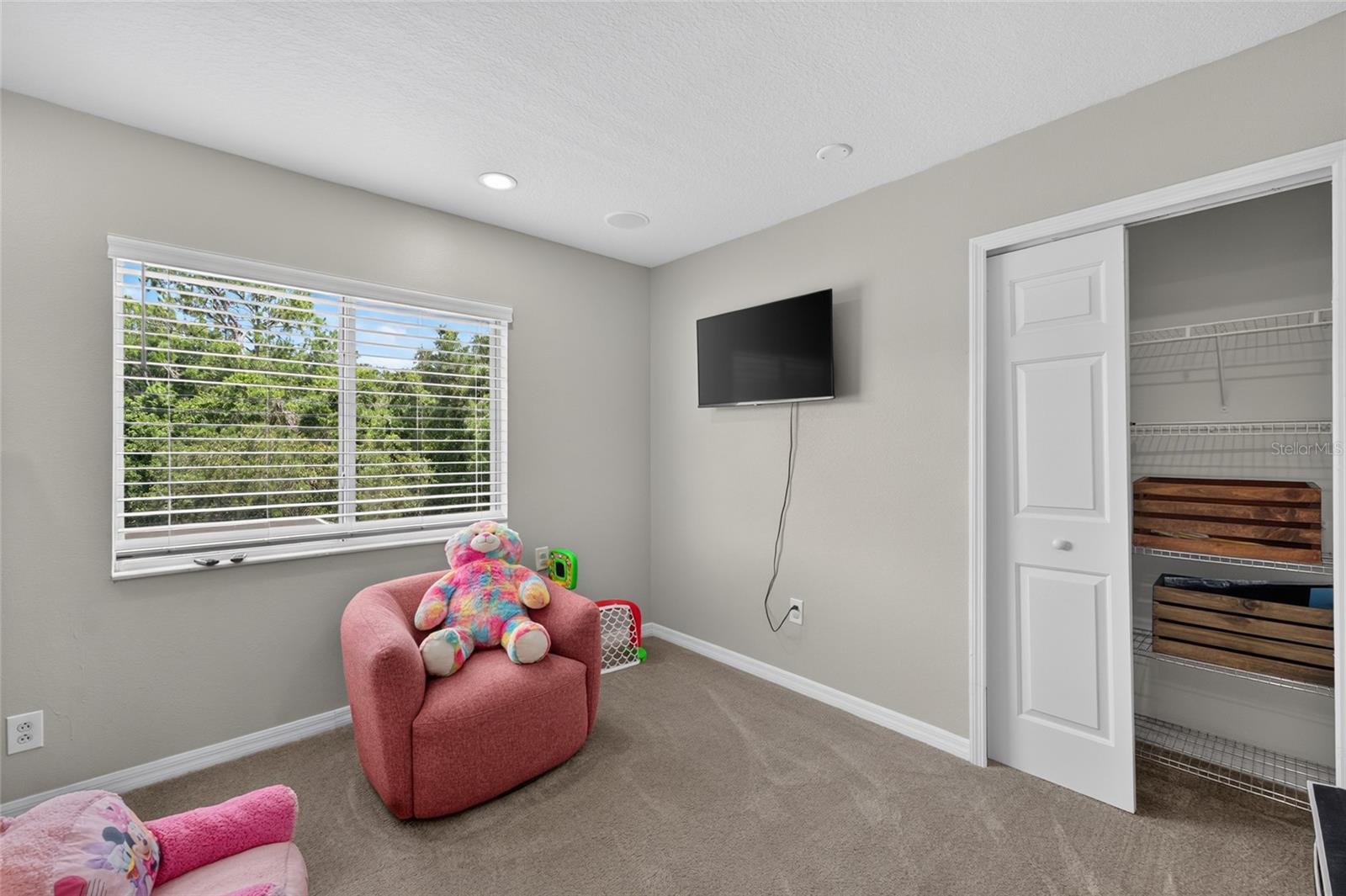 26943 CORAL SPRINGS DR — photo 32