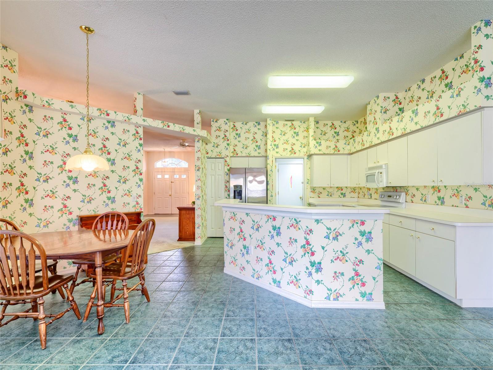 11228 WINDRUSH CIR — photo 4