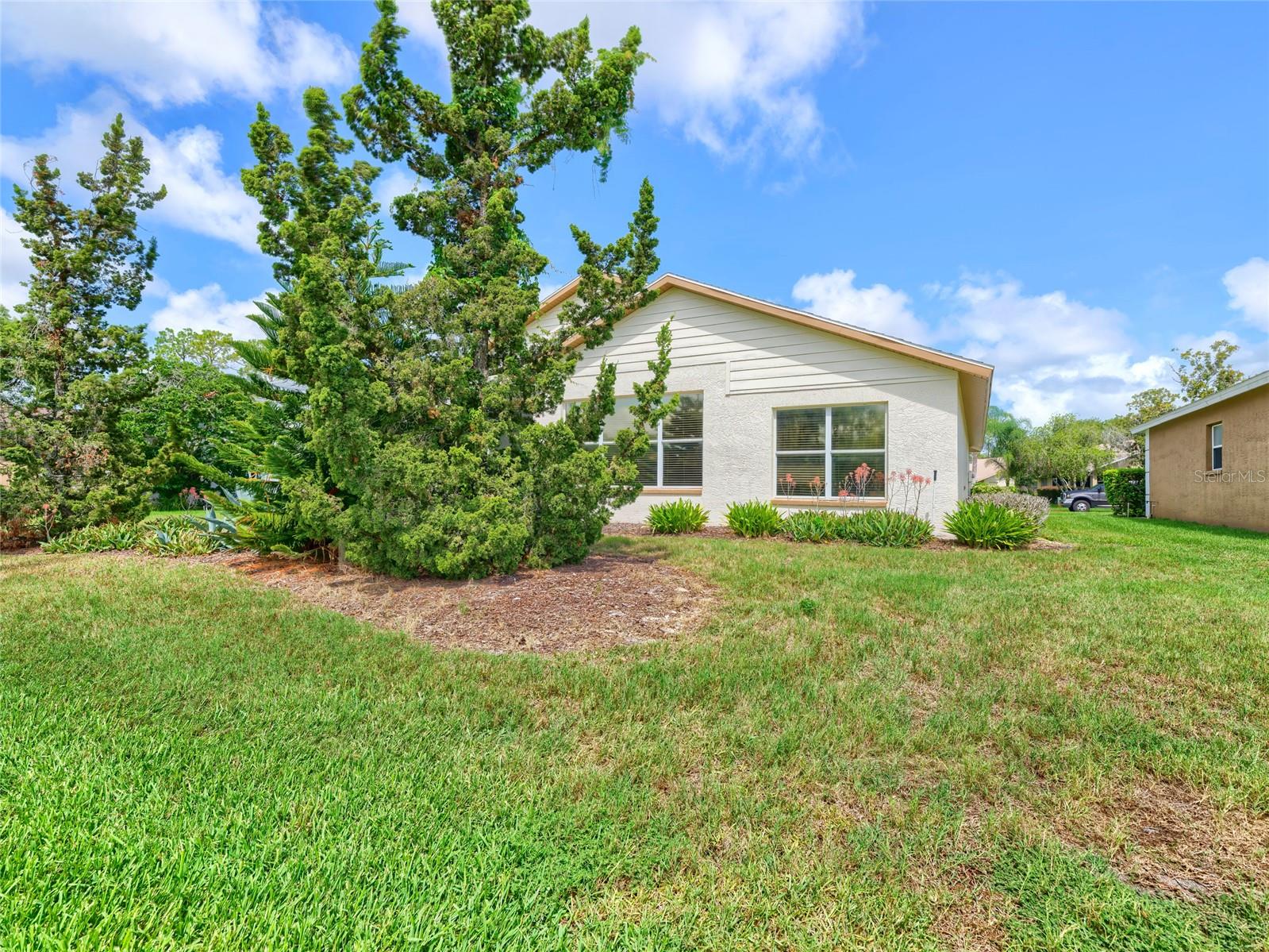 11228 WINDRUSH CIR — photo 37