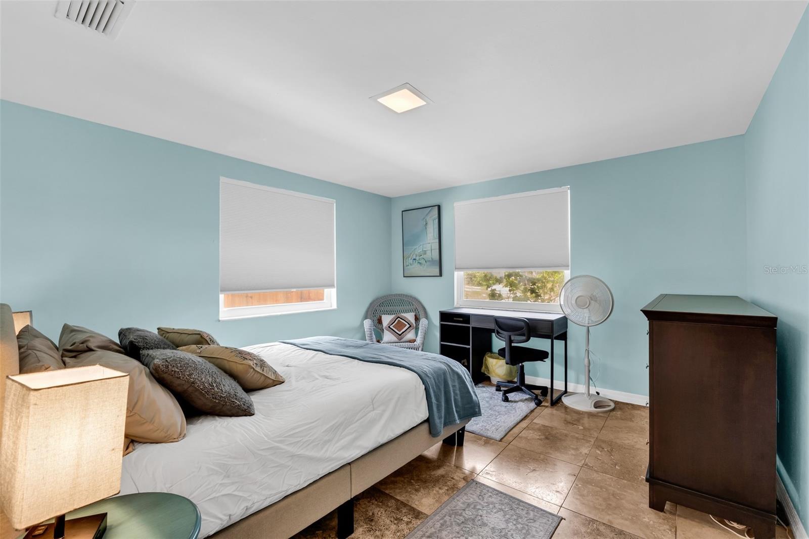 1664 LAKEVIEW PL — photo 27