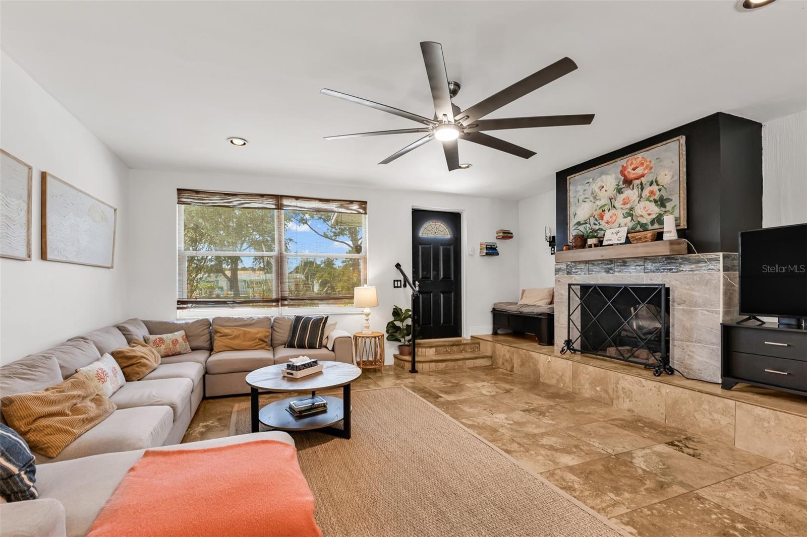 1664 LAKEVIEW PL — photo 10