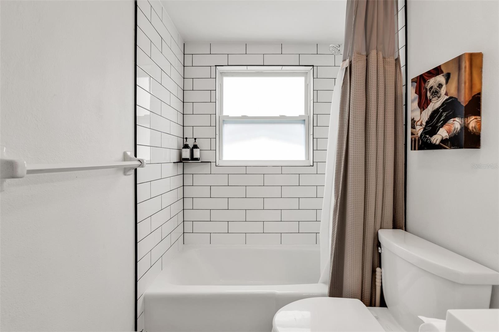 1664 LAKEVIEW PL — photo 31