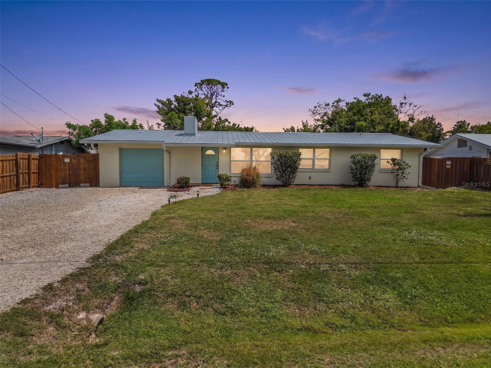1664 LAKEVIEW PL — photo 2