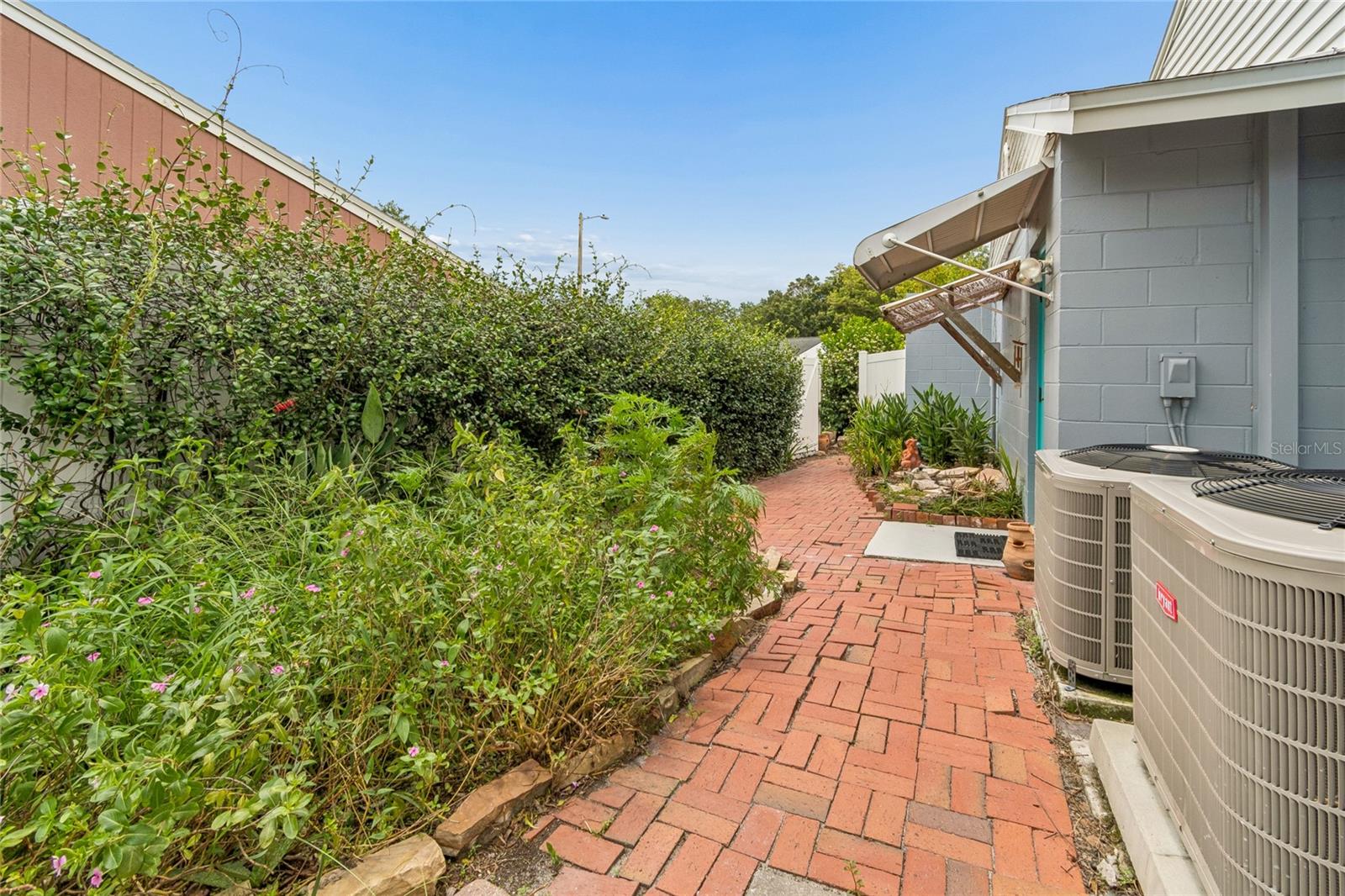 16018 SADDLESTRING DR — photo 5
