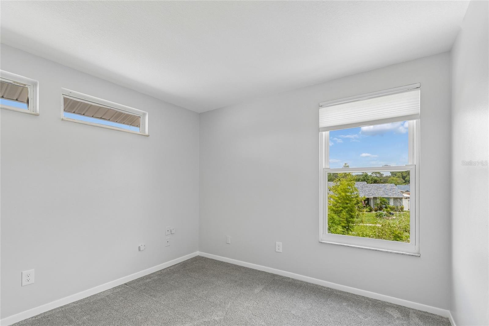 16018 SADDLESTRING DR — photo 31
